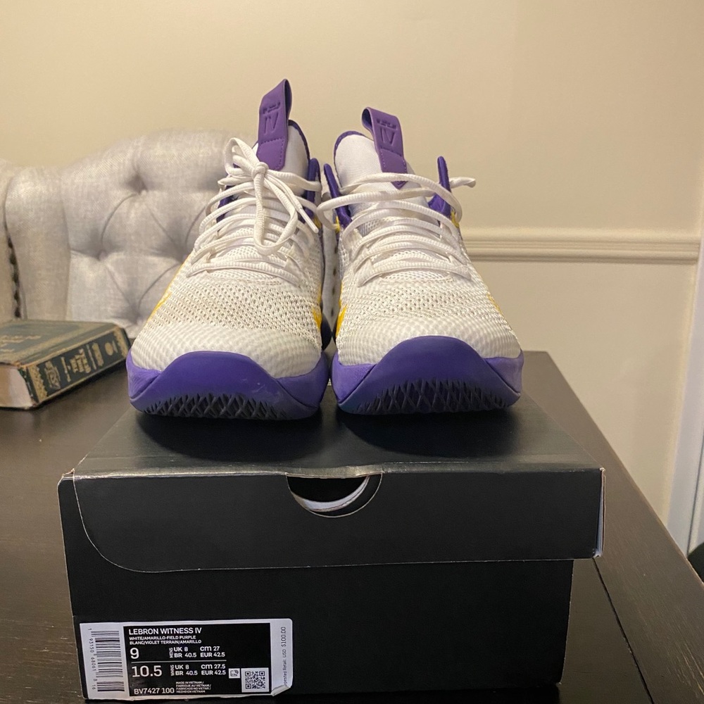 LEBRON WITNESS IV